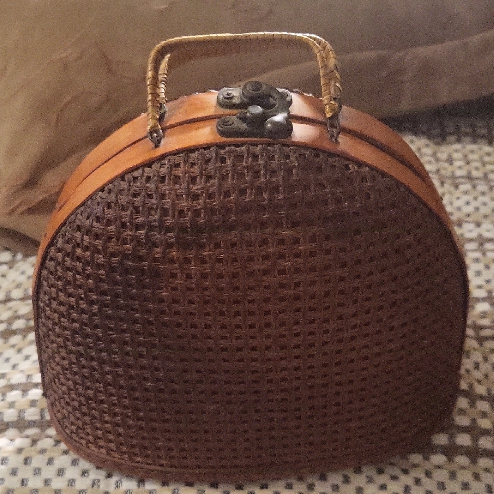 Vintage Woven Handbag